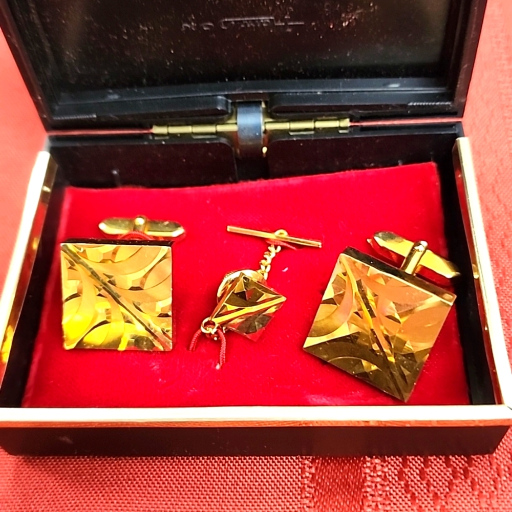 Vintage Cuff-Links & Tie Tack Pin Set